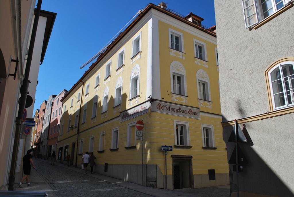 Gasthof Zur Goldenen Sonne パッサウ エクステリア 写真